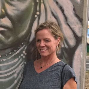 Meet your Posher, Andrea